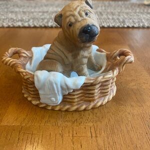 Princeton Gallery VTG 1991 Shar-Pei “ Wrinkles” Brown  Dog Figurine in Basket